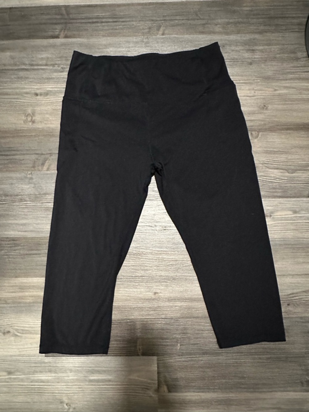 Women’s Black Active Capri Leggings